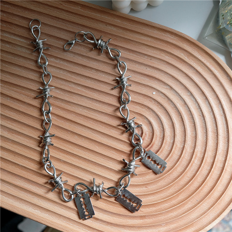 Thorn Necklace Cold Wind Blade Pendant Cool Necklace 1 Necklace